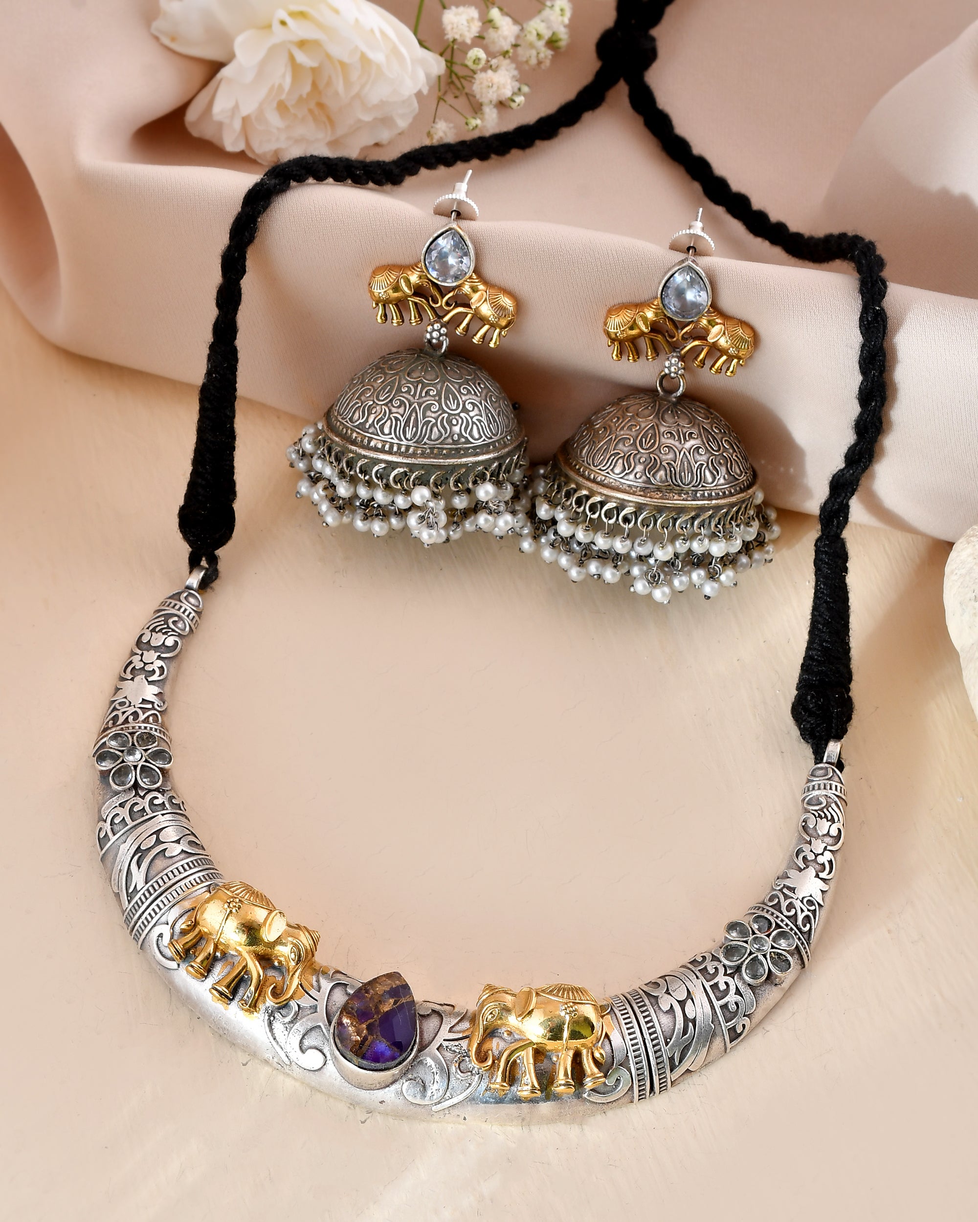 Rajhasti Dandiya Necklace Set